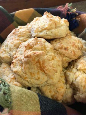 Sour Cream and Onion Cheddar Biscuits Thumbnail