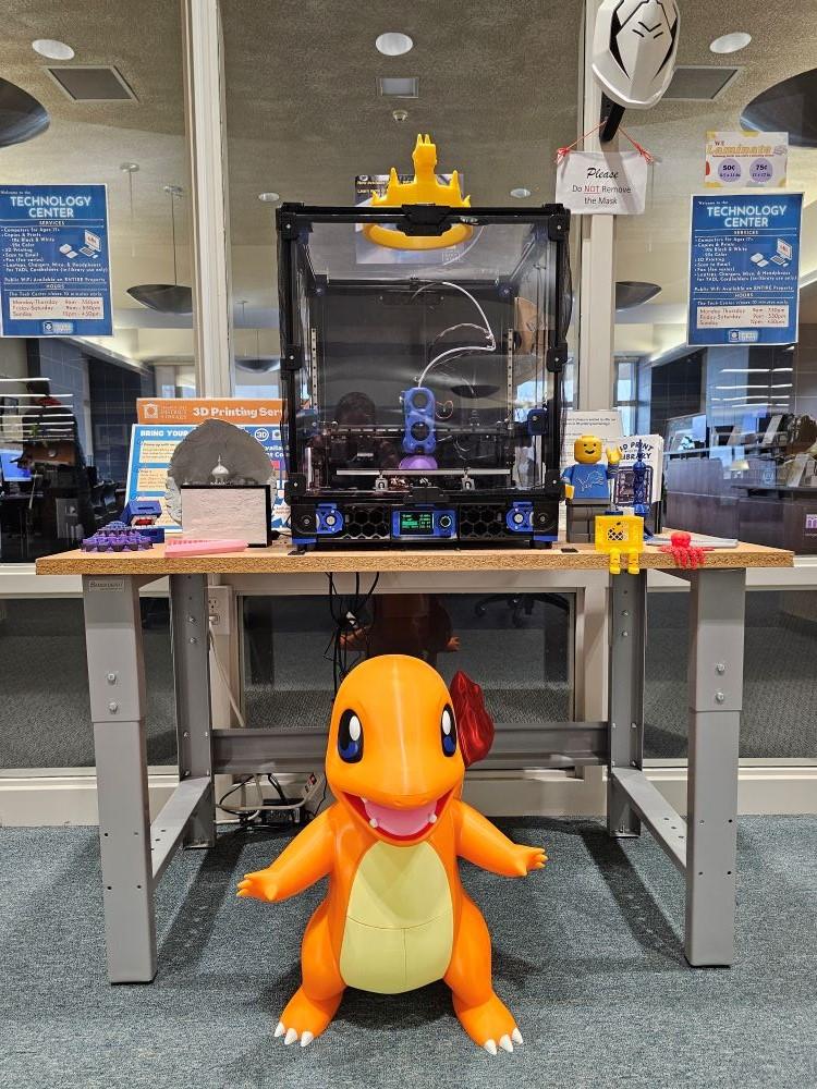 TADL's 3D printer and a variety of 3D printed objects